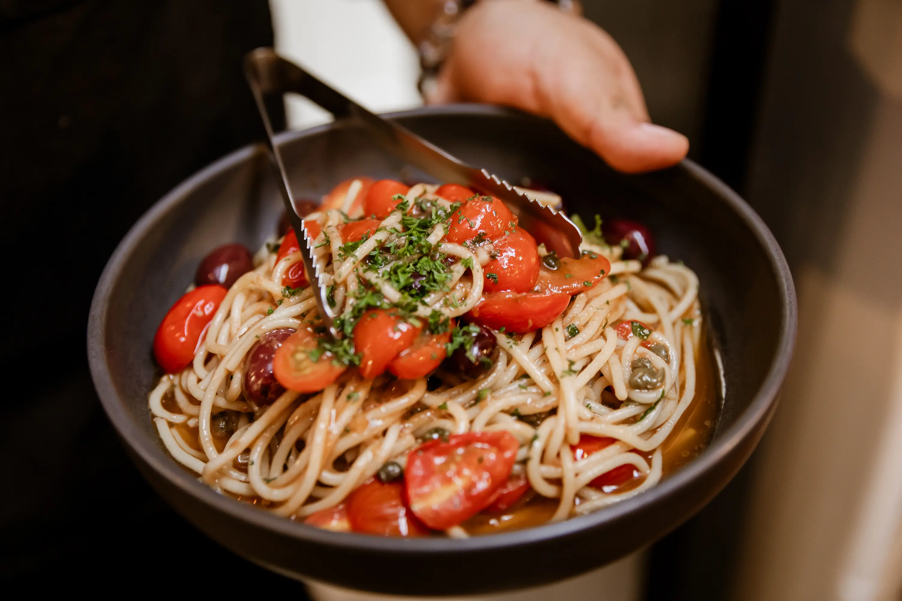 Spaghetti pasta with a mix of tomatoes and other flavourings.